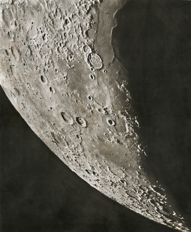 Photographie Lunaire:  Posidonius - Atlas - Corne Boreale