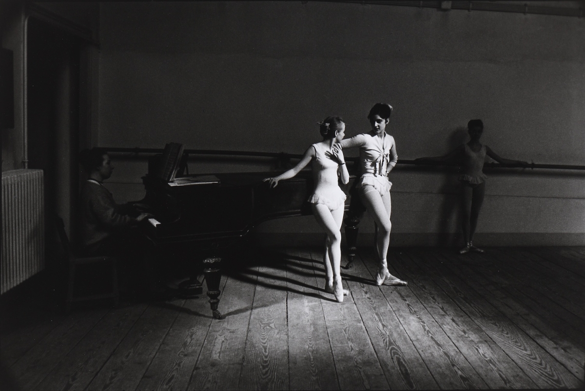 Ballet Photographs: A Split Second of Grace