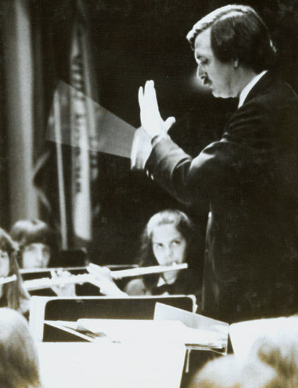 Photo Detail - Craig Seip - The Music Conductor