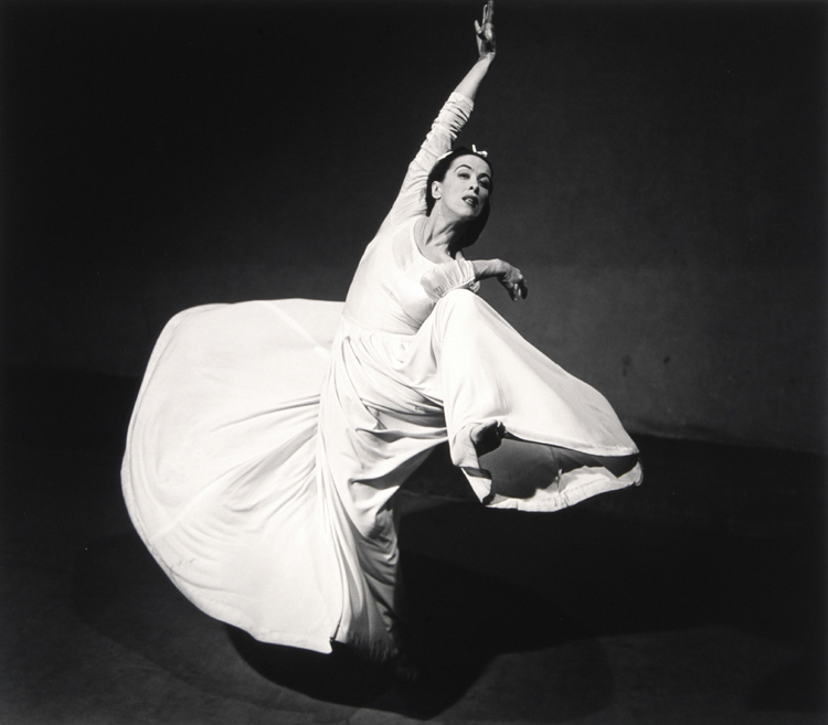 Martha Graham, Letter to the World, (Swirl)