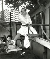 Click for details about Doisneau - Chez Gegene, Quai de Polangis, Joinville-le-Pont (La Mariée) Doisneau - Chez Gegene, Quai de Polangis, Joinville-le-Pont (La Mariée)