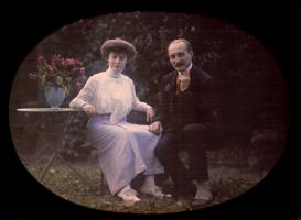 Lumiere (attributed to) - Couple Seated in Garden