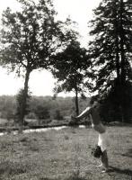 Lartigue - Huguette Sabouret au Ch&acirc;teau des Essarts, Veyvialle, France