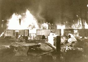 Click for details about Bull or Fred Parrish - The Burning of Atlanta from Gone with the Wind Bull or Fred Parrish - The Burning of Atlanta from Gone with the Wind