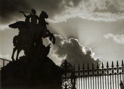 Janine Niepce - Place de la Concorde, Paris