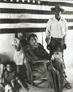 Laura Gilpin - A Navaho Family
