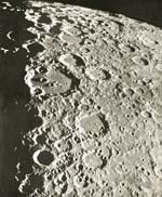 Loewy & Puiseux - Photographie Lunaire:  Pole Sud -Clavius - Longomontanus