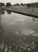 Jacques-Henri Lartigue - Huguette Sabouret au Ch�teau des Essarts, Veyvialle, France