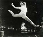 Jacques-Henri Lartigue - Huguette Sabouret au Ch�teau des Essarts, Veyvialle, France
