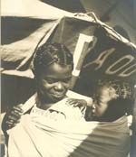 Therese Le Prat - African Mother and Child
