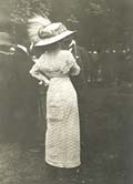 Seeberger Freres (Jules Louis, Henri) - Fashion at the Longchamp Racetrack, France