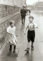 Thurston Hopkins - Children and the Streets, London