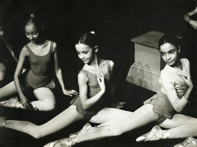 Kim Camba - A Trio of Young Ballerinas Kim Camba - A Trio of Young Ballerinas