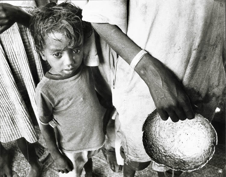 Barry Thumma - Young Ethiopian Child Caught in Famine in Ethiopia Barry Thumma - Young Ethiopian Child Caught in Famine in Ethiopia