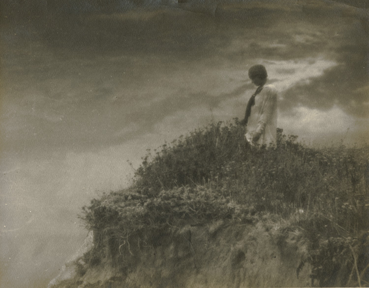 Sigismund Blumann - Lady of the Clouds Sigismund Blumann - Lady of the Clouds