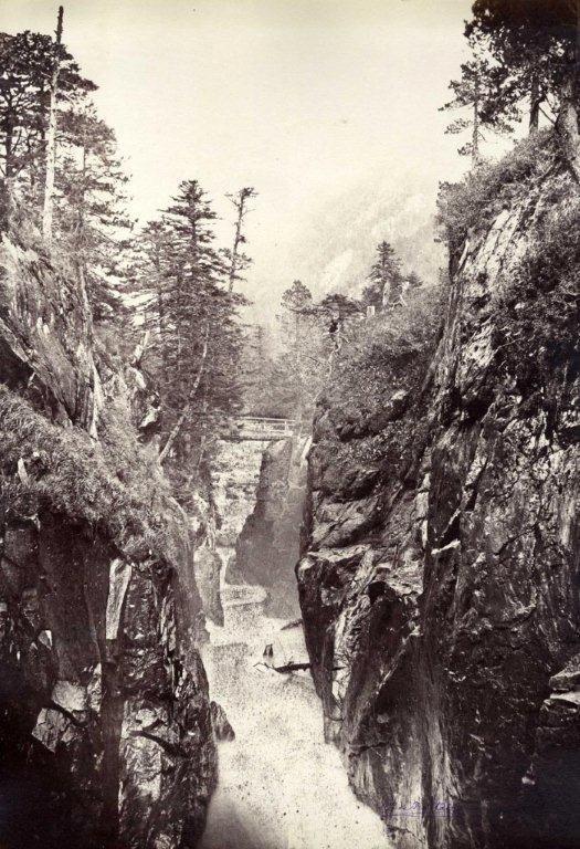 Photo Detail - Marquis de Rostaing - Le Pont d 'Enfer (The Bridge of Hell)