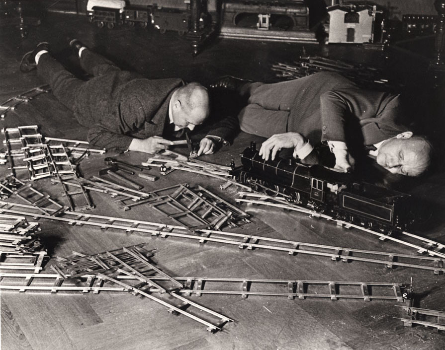 Alfred Eisenstaedt - Toy Train Society, Berlin Alfred Eisenstaedt - Toy Train Society, Berlin