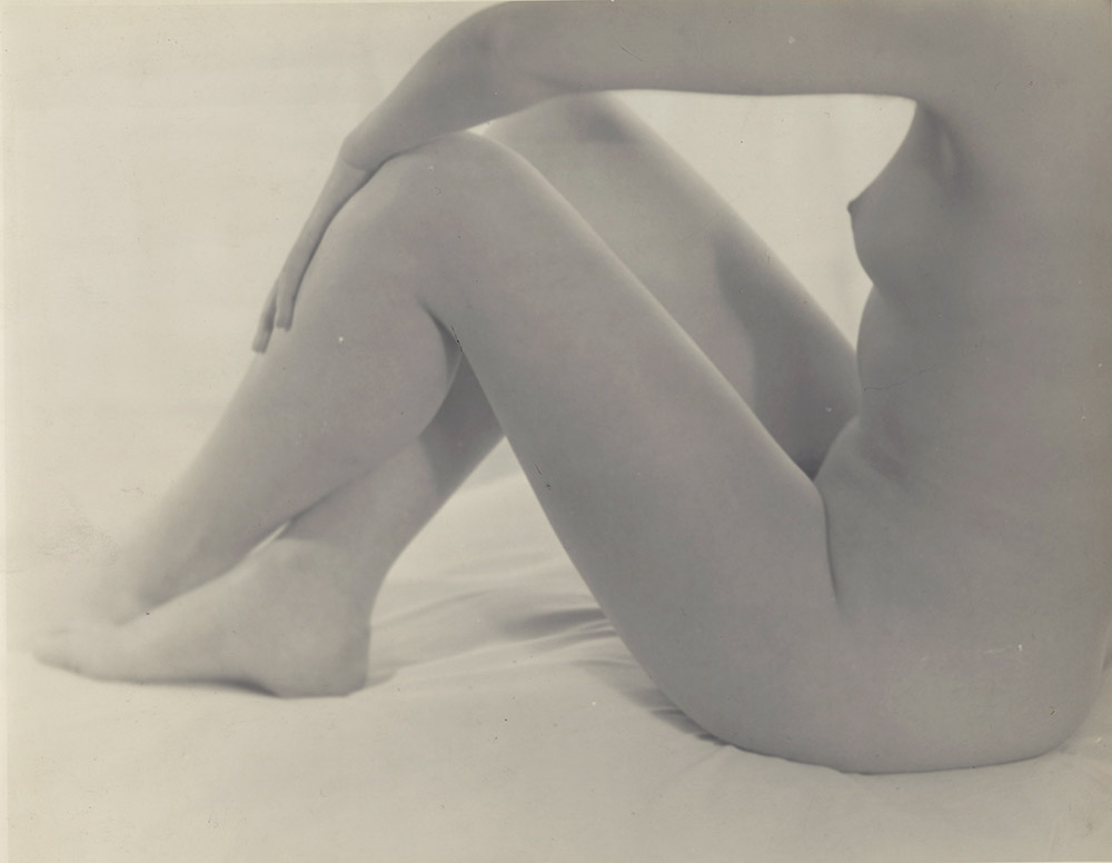 Photo Detail - Laure Albin-Guillot - Female Nude