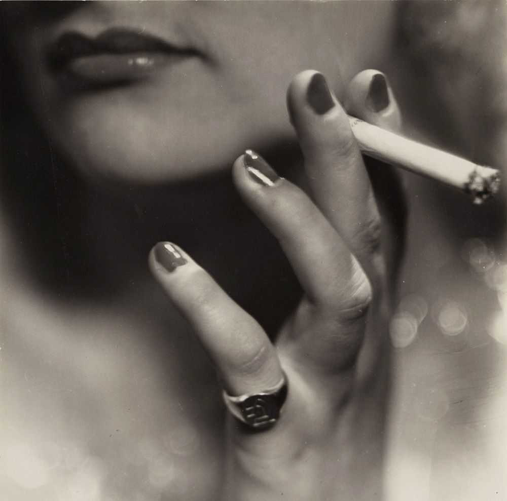 Laure Albin-Guillot - Cigarette Advertising Laure Albin-Guillot - Cigarette Advertising
