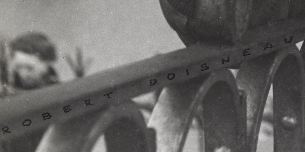 Photo Detail - Robert Doisneau - Jacques Prévert, Rue de Crimée, Paris Photo Detail - Robert Doisneau - Jacques Prévert, Rue de Crimée, Paris