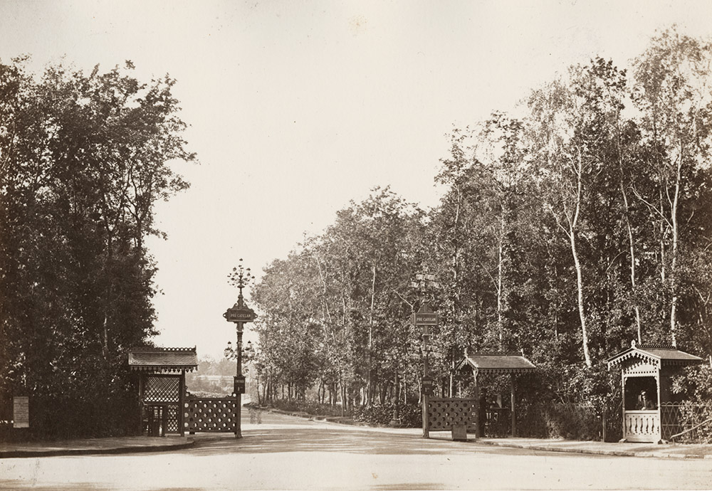 Charles Marville (dit), Charles-François Bossu - Entrée du Pré Catelan, Bois de Boulogne Charles Marville (dit), Charles-François Bossu - Entrée du Pré Catelan, Bois de Boulogne