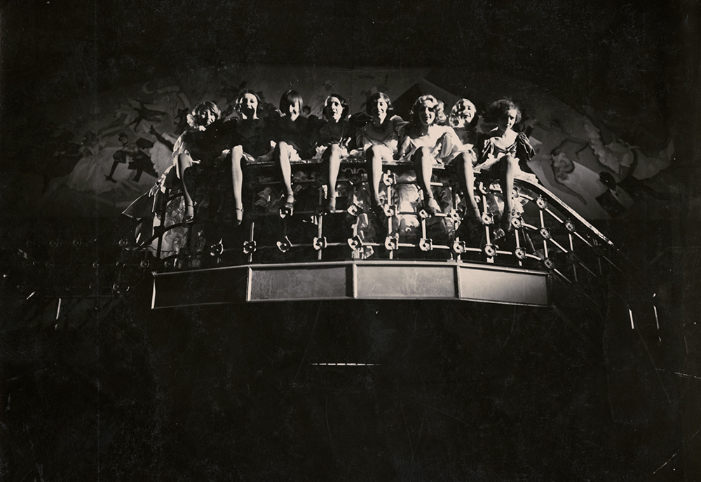 Germaine Krull - French Cancan Germaine Krull - French Cancan