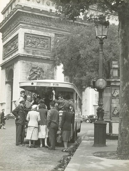 Maurice Georges Chanu - Le "Bus", Paris Maurice Georges Chanu - Le "Bus", Paris