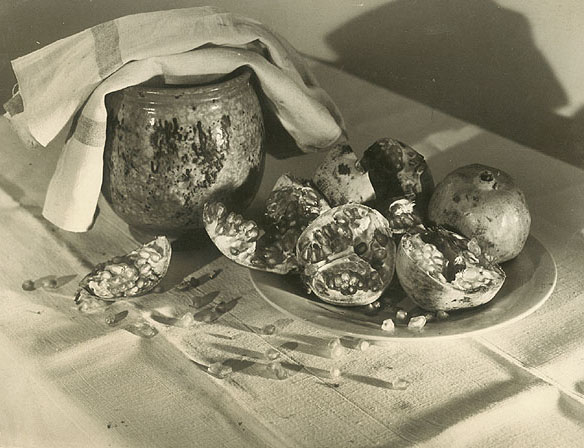 Jean-Marie Auradon - Still Life of Pomegranates Jean-Marie Auradon - Still Life of Pomegranates